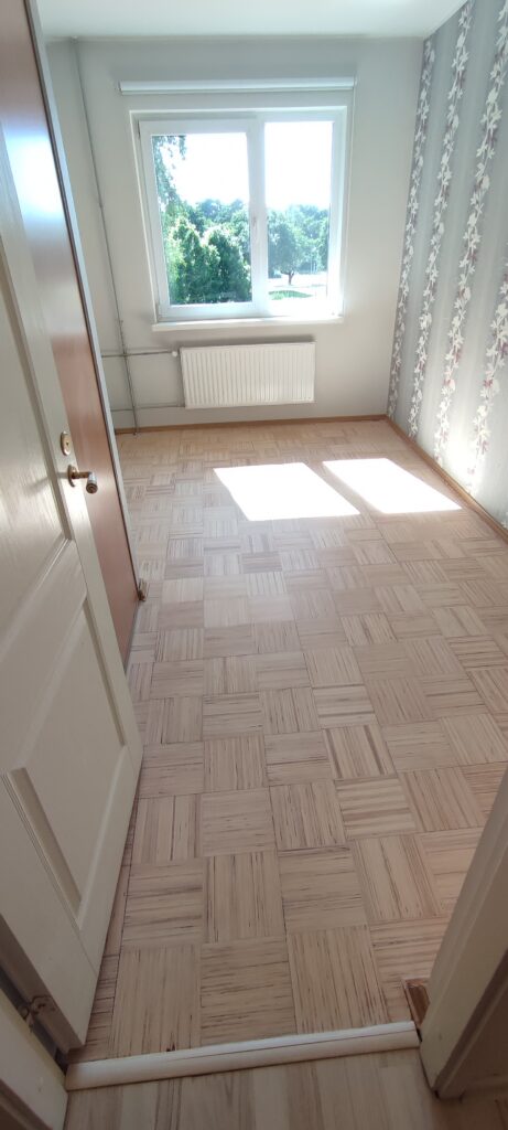 Lõpptulemus - valge pigmendiga õlitatud põrand